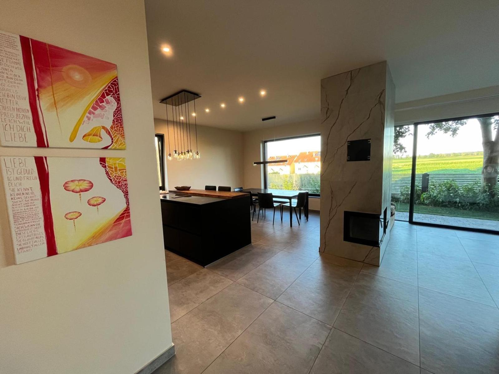 Villa Rose Close To Vienna & Airport Maria Ellend Exterior photo